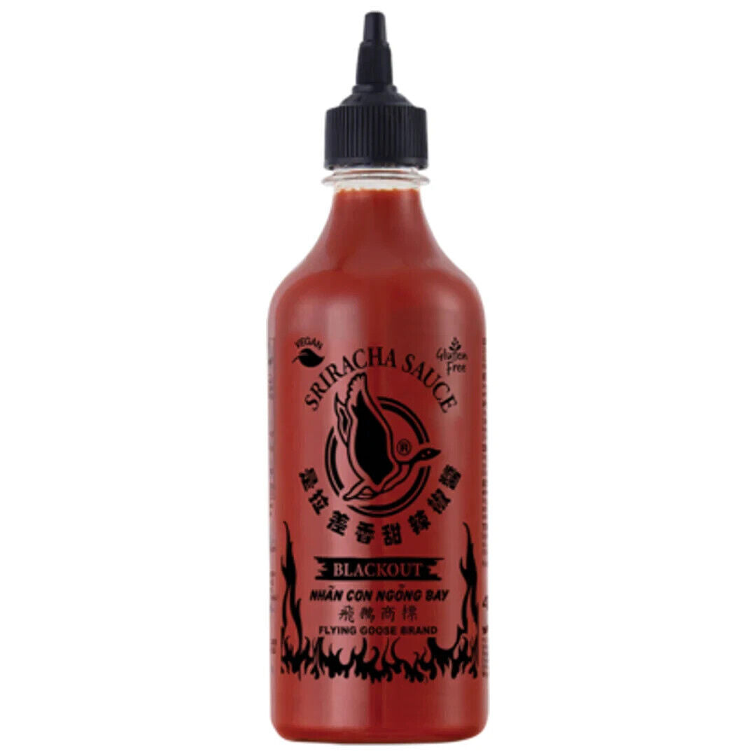 FLYING GOOSE Sriracha Extra Hot Black Out Sauce 455ml 15 fl. oz.
