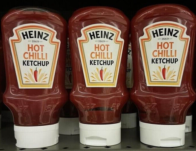 3 x HEINZ HOT CHILLI KETCHUP Squeezy Bottle 460g 16oz