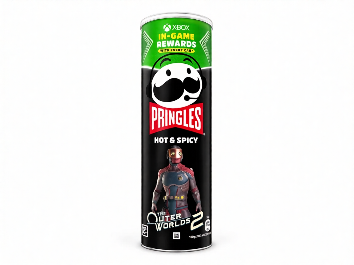 PRINGLES HOT & SPICY Flavor The Outer Worlds 2 Edition Potato Chips 165g