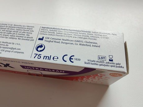 PARODONTAX ULTRA CLEAN Daily Fluoride Toothpaste for Bleeding Gums 75ml