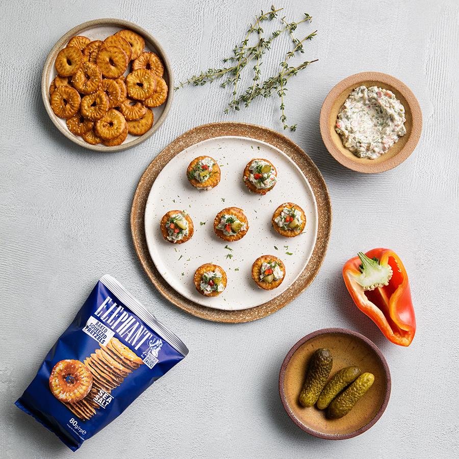 ELEPHANT Baked Squeezed Pretzels with Sea Salt Crackers Snacks 80g 2.8oz