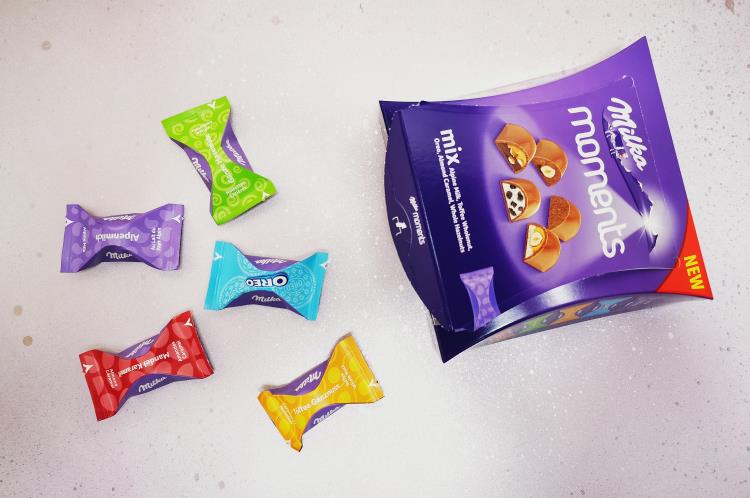 MILKA FAVOURITES Assorted Flavors Chocolate Sweets Box Oreo Toffee 95g