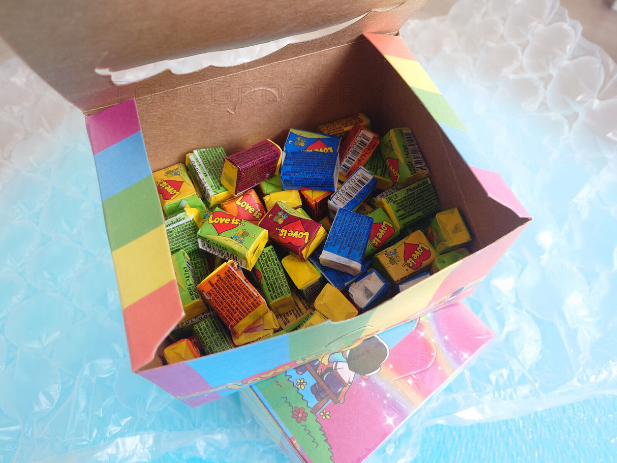 LOVE IS... MIXED FLAVORS BOX 100 PCS Assorted Bubble Gum Valentine Gift