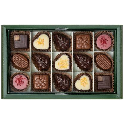 LITHUANIA Hand Made Premium Chocolate Candies Selection Gift Box 175g 6.1oz