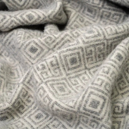 Woolen Blanket of 100% Merino Sheep Wool with Greek Rhombuses Pattern & Fringes
